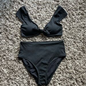 *NWOT* Boden Cap Sleeve Tie Front Seersucker Bikini with High Waist Bottoms